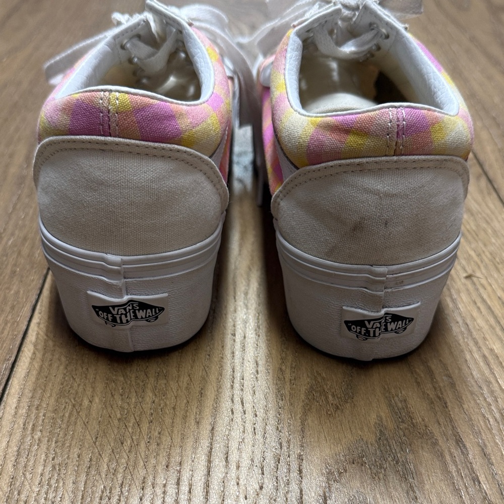 Vans - Picture 9 of 9